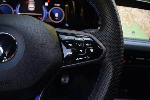 2022 Volkswagen Golf R 2.0T