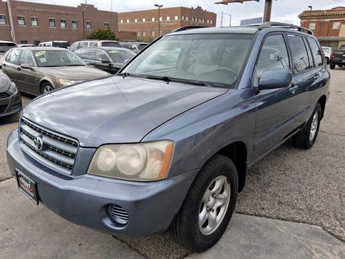 2001 Toyota Highlander Base