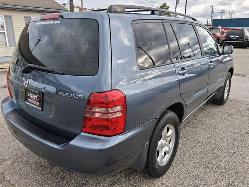 2001 Toyota Highlander Base