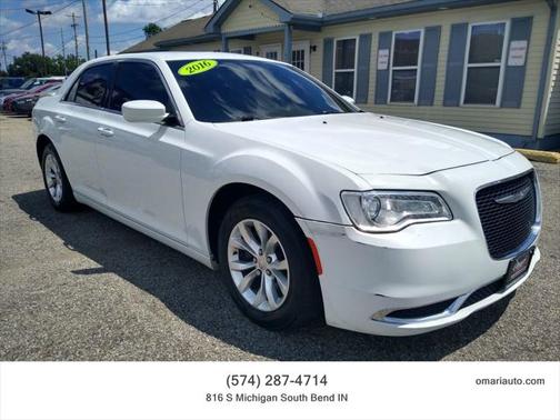 2016 Chrysler 300 Limited