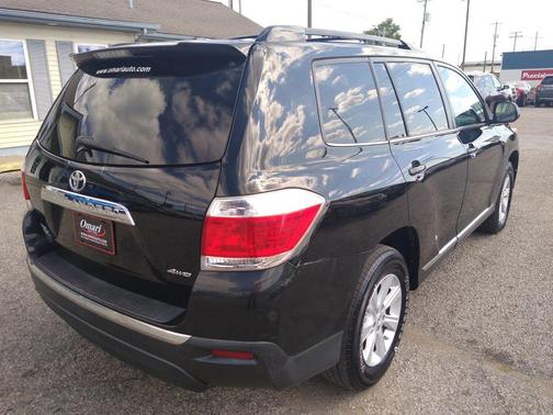 2012 Toyota Highlander SE