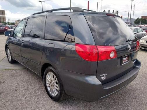 2009 Toyota Sienna XLE Limited