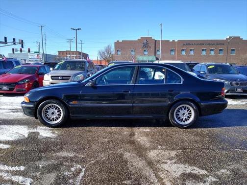 2000 BMW 528 528i Sedan 4D