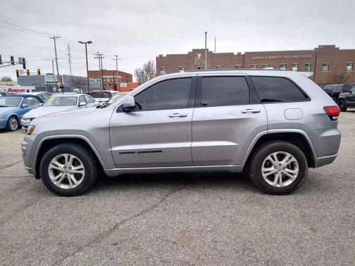 2017 Jeep Grand Cherokee Altitude