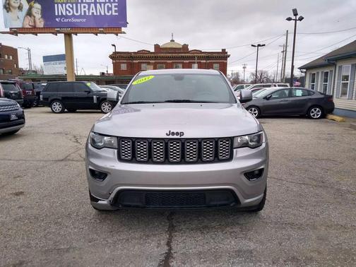 2017 Jeep Grand Cherokee Altitude