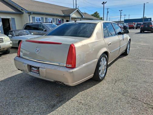 2007 Cadillac DTS Luxury
