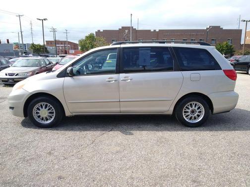 2007 Toyota Sienna CE