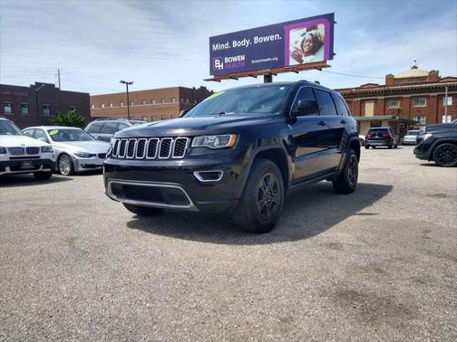 2017 Jeep Grand Cherokee Laredo