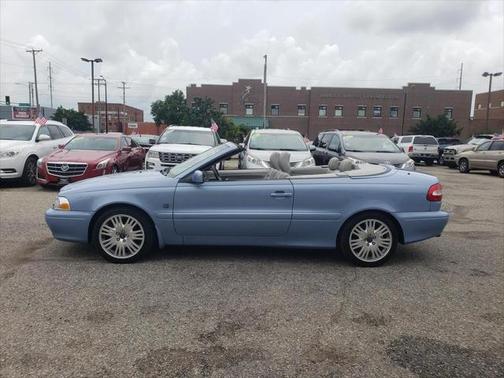 2004 Volvo C70 HT