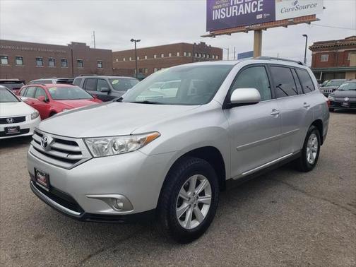 2012 Toyota Highlander SE
