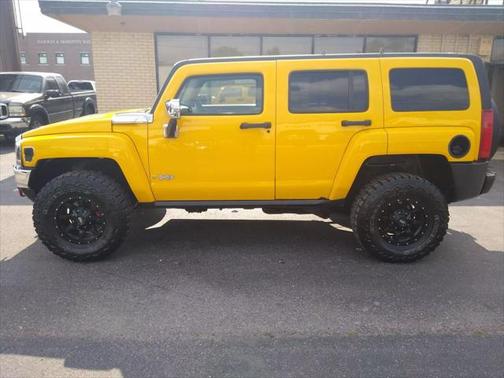 2006 Hummer H3 Base