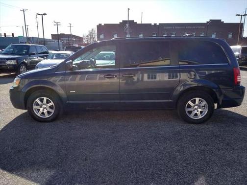2008 Chrysler Town & Country Touring