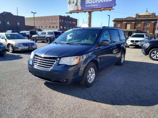 2008 Chrysler Town & Country Touring