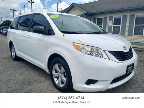 2011 Toyota Sienna LE