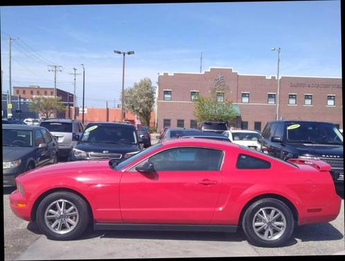 2005 Ford Mustang Premium