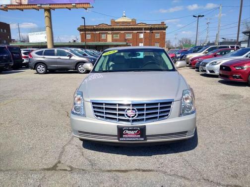 2008 Cadillac DTS Base