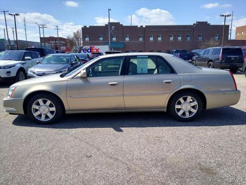 2008 Cadillac DTS Base