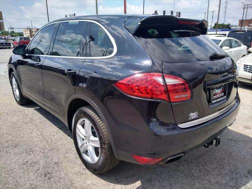 2011 Porsche Cayenne Base