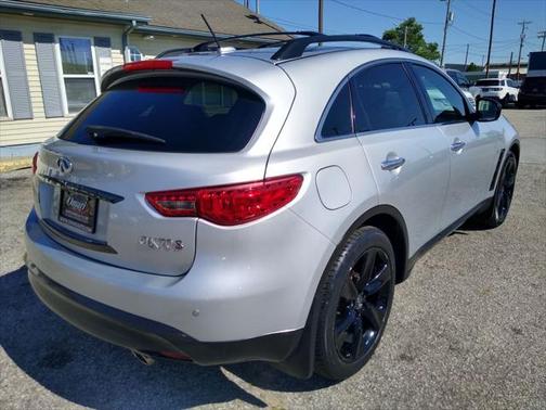 2015 INFINITI QX70 Base