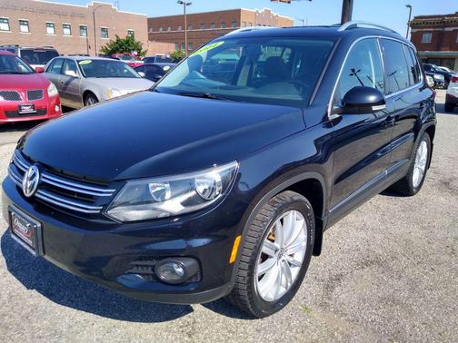 2014 Volkswagen Tiguan 2.0T SE 4MOTION