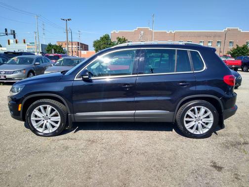 2014 Volkswagen Tiguan 2.0T SE 4MOTION