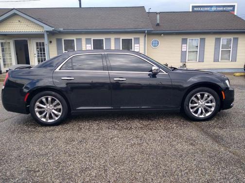 2015 Chrysler 300 S