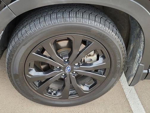Crystal Black Silica 2022 Subaru Forester Sport