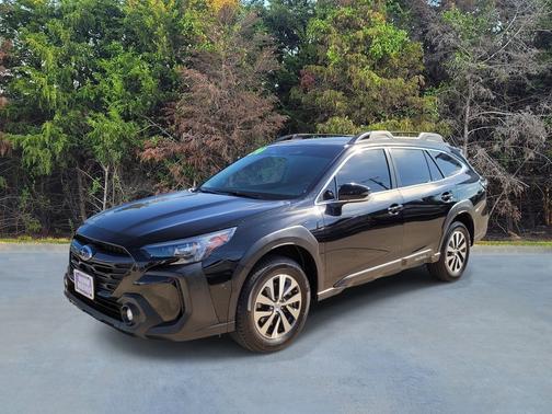 Crystal Black Silica 2024 Subaru Outback Premium