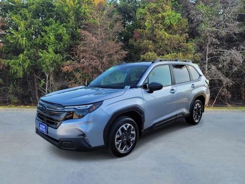 Ice Silver Metallic 2026 Subaru Forester Premium