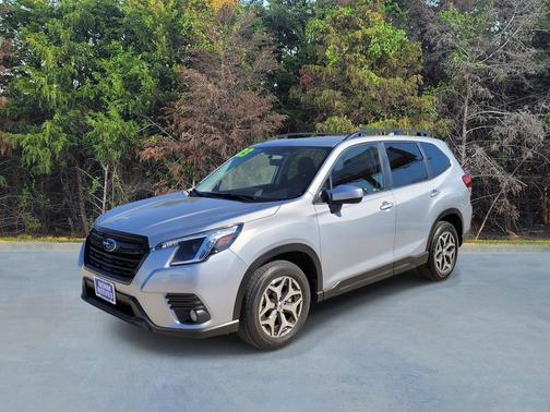2023 Subaru Forester Premium