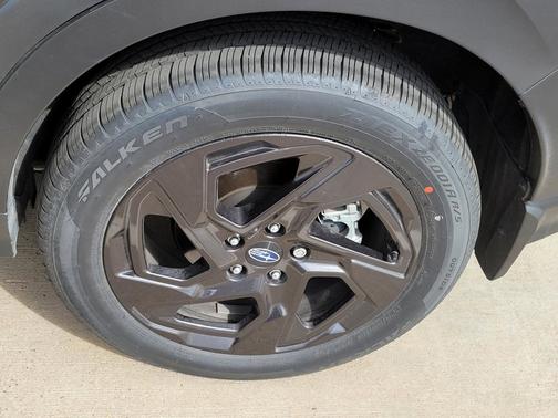 Crystal Black Silica 2025 Subaru Crosstrek Sport