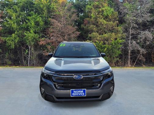 Magnetite Gray Metallic 2025 Subaru Forester Touring