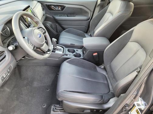 Magnetite Gray Metallic 2025 Subaru Forester Touring