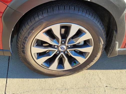 Crimson Red Pearl 2025 Subaru Outback Limited