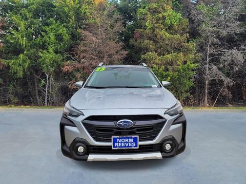 Ice Silver Metallic 2025 Subaru Outback Touring XT