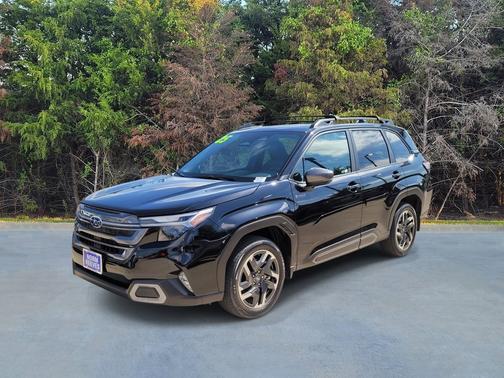 Crystal Black Silica 2025 Subaru Forester Limited Hybrid