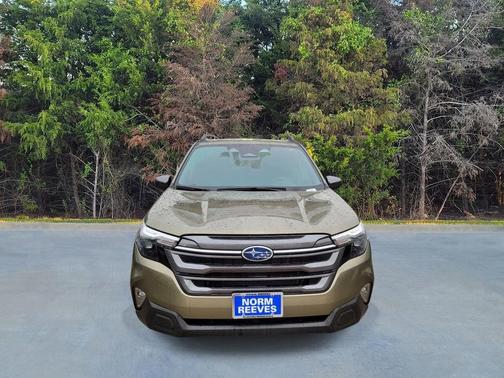 Autumn Green Metallic 2025 Subaru Forester Premium