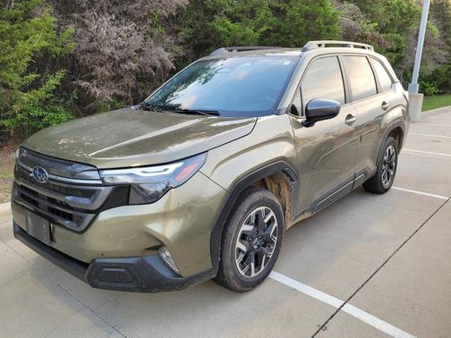 Autumn Green Metallic 2025 Subaru Forester Premium