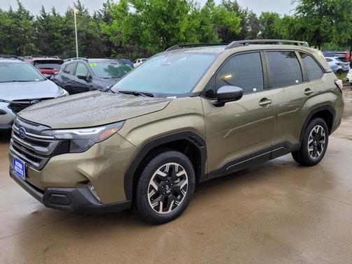 Autumn Green Metallic 2025 Subaru Forester Premium