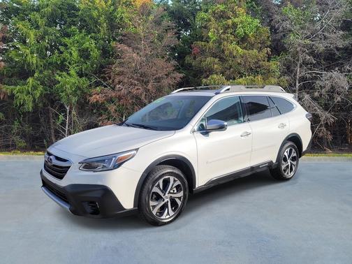 2022 Subaru Outback Touring