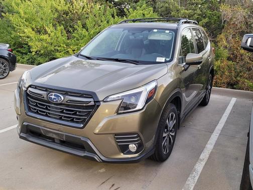 Autumn Green Metallic 2023 Subaru Forester Limited