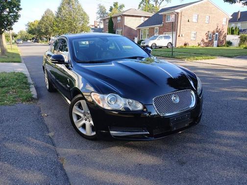 2011 Jaguar XF R