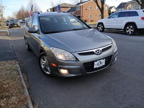 2010 Hyundai Elantra Touring GLS