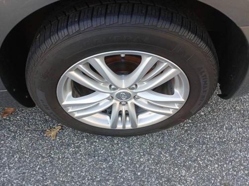 2012 INFINITI G37x Base