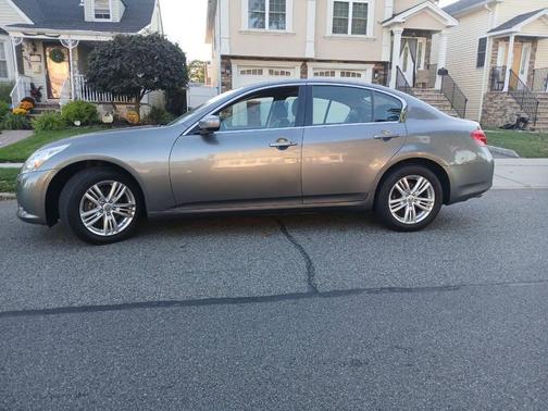 2012 INFINITI G37x Base