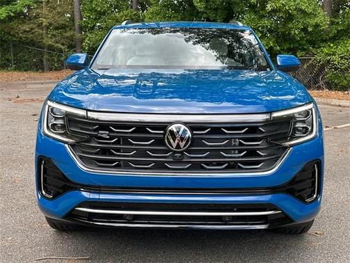 2025 Volkswagen Atlas Cross Sport 2.0T SEL Premium R-Line