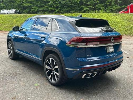 2025 Volkswagen Atlas Cross Sport 2.0T SEL Premium R-Line