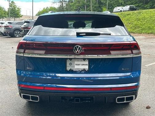 2025 Volkswagen Atlas Cross Sport 2.0T SEL Premium R-Line