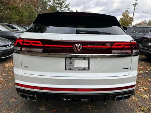 2026 Volkswagen Atlas Cross Sport 2.0T SEL Premium R-Line