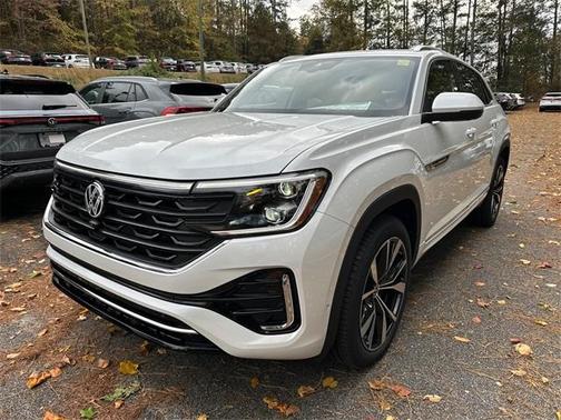 2026 Volkswagen Atlas Cross Sport 2.0T SEL Premium R-Line